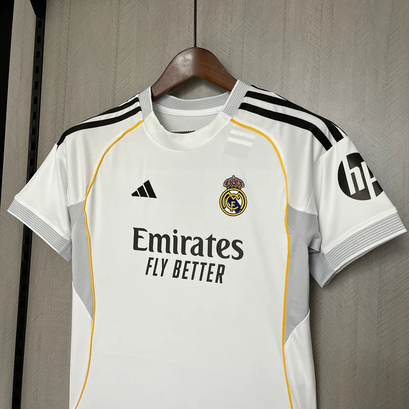 REAL MADRID I 25/26 CONJUNTO INFANTIL -  LANZAMIENTO